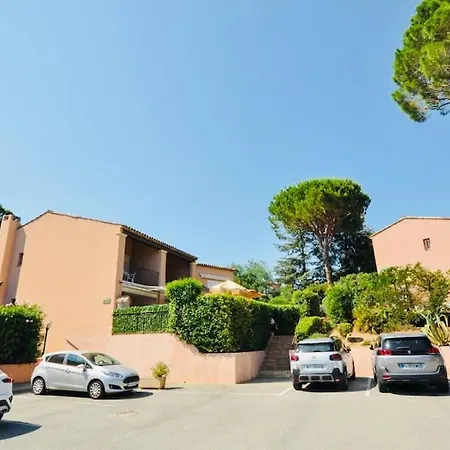 Pour 4 Personnes Apartament Sainte-Maxime